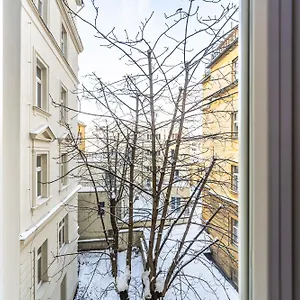 Cozy In The Heart Of Apartment Prag
